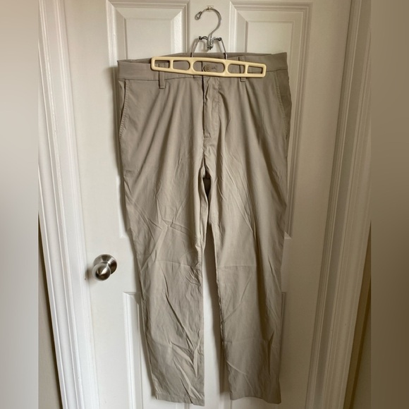 Tommy Hilfiger 32x32 Tan Slacks - Picture 1 of 5